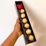 Box com Rosa e Chocolates