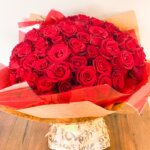 Buquê de 100 rosas Vermelhas