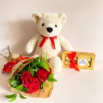 Kit Buquê de Rosas, Pelúcia e Ferrero Rocher