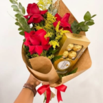Buquê de rosas com Ferrero Rocher